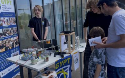 MINT-Nachwuchsförderung in Bochum: GYPT-Initiative und Claudius Akademie auf dem Schulfest des NGB